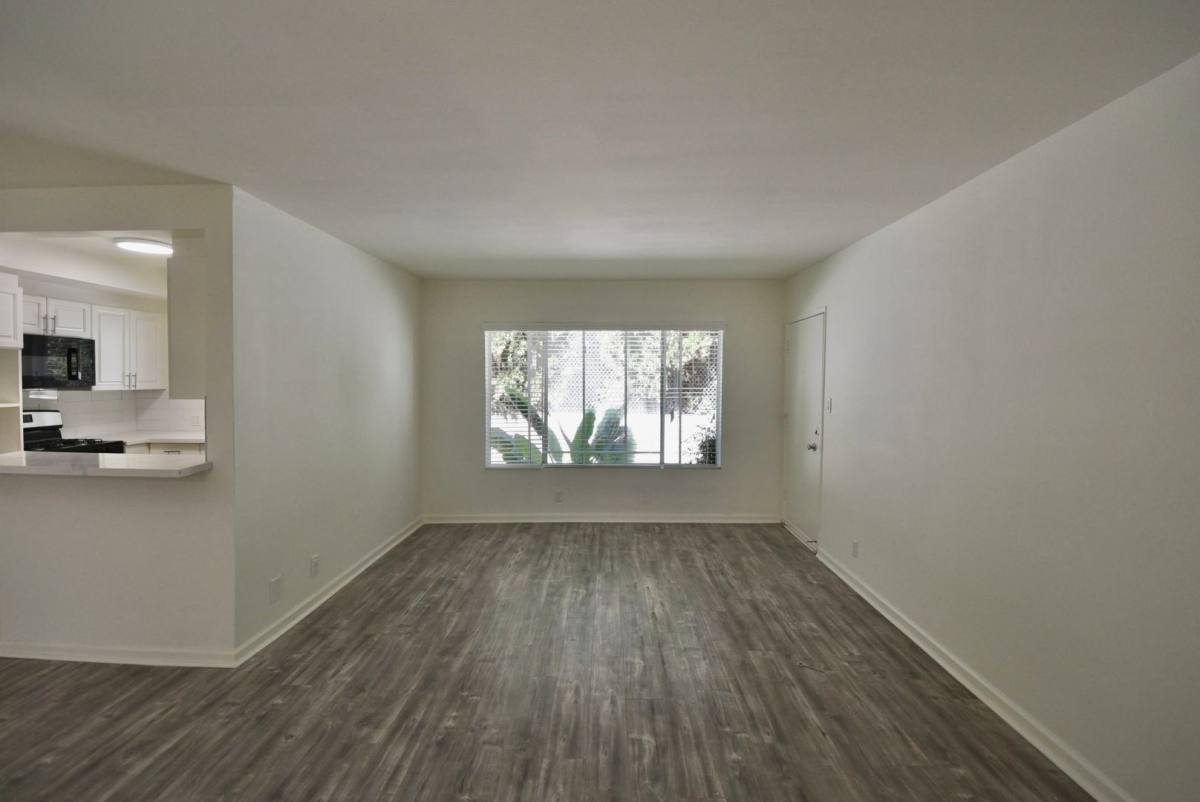 Apartment for rent at 14706 Dickens St, Sherman Oaks, CA 91403