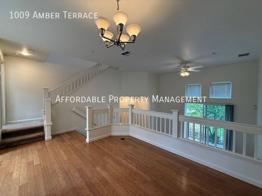 Townhouse for rent at 1009 Amber Terrace, Union City, CA 94587
