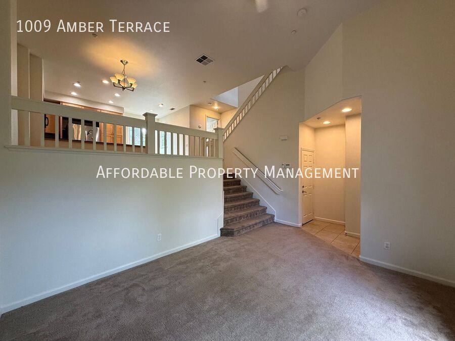 Townhouse for rent at 1009 Amber Terrace, Union City, CA 94587