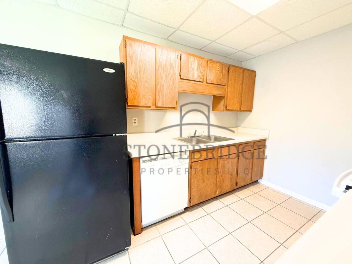 House for rent at 302 Hillsboro Lane, Helena, AL 35080