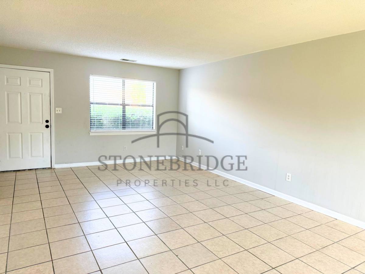 House for rent at 302 Hillsboro Lane, Helena, AL 35080