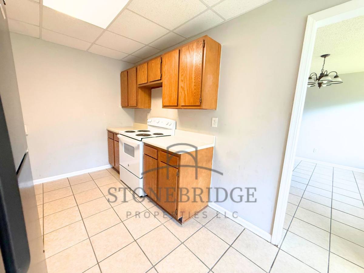 House for rent at 302 Hillsboro Lane, Helena, AL 35080