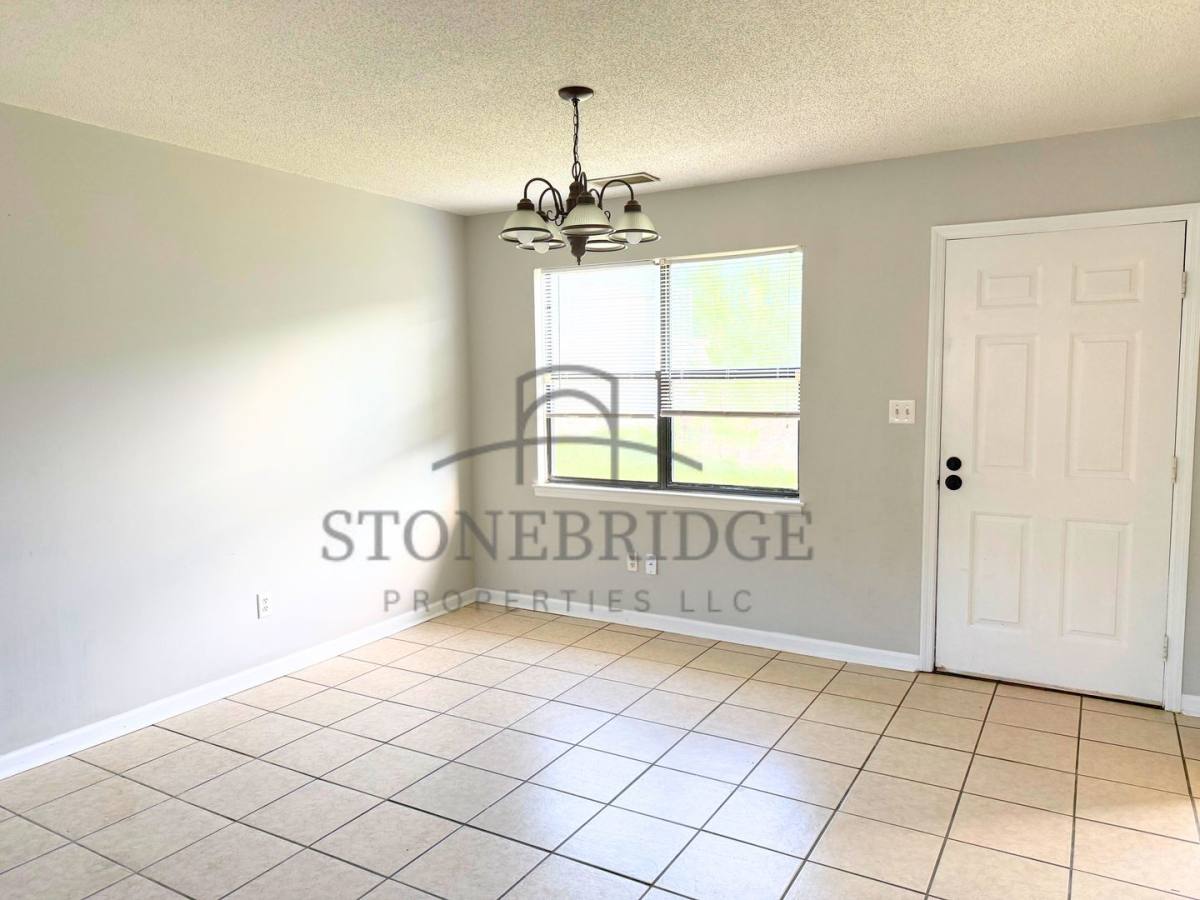 House for rent at 302 Hillsboro Lane, Helena, AL 35080