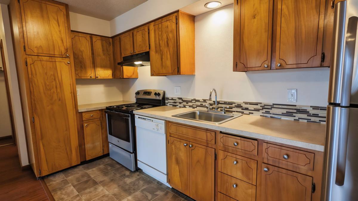 Apartment for rent at 4405-4425 SE 15th Ave, Portland, OR 97202