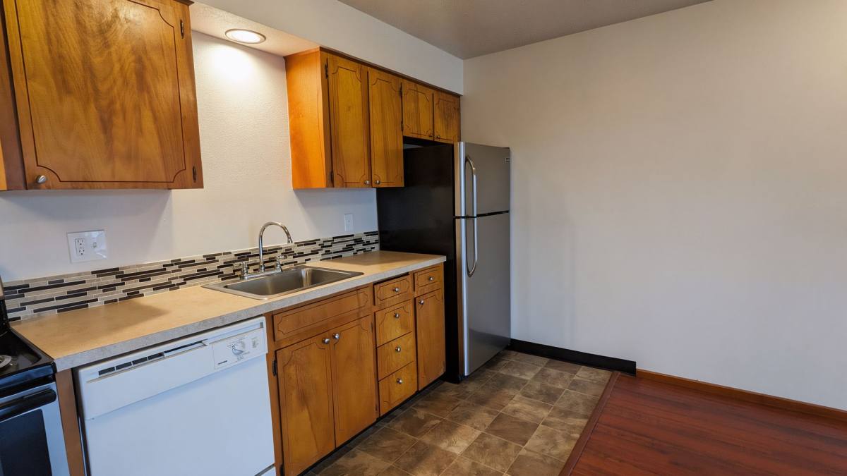 Apartment for rent at 4405-4425 SE 15th Ave, Portland, OR 97202