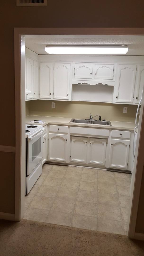Townhouse for rent at 2284 Chapel Hill Rd, Birmingham, AL 35216