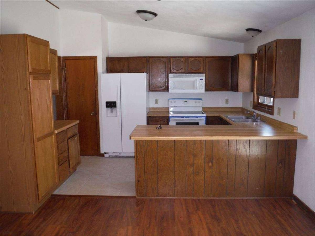 House for rent at 2 Crossbridge Court, Madison, WI 53717