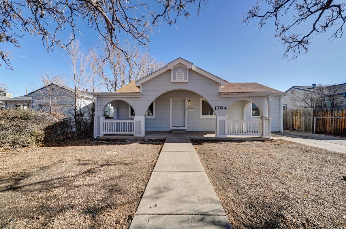 House for rent at 1764 Oakland St, Aurora, CO 80010