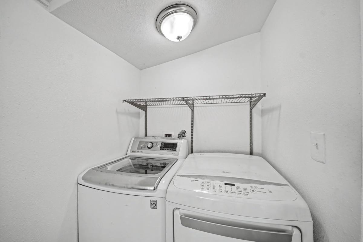 House for rent at 1764 Oakland St, Aurora, CO 80010