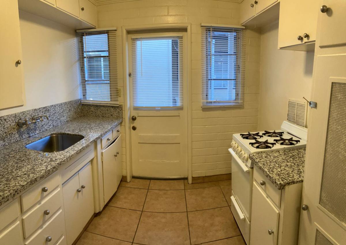 Apartment for rent at 508 College Ave, Modesto, CA 95350