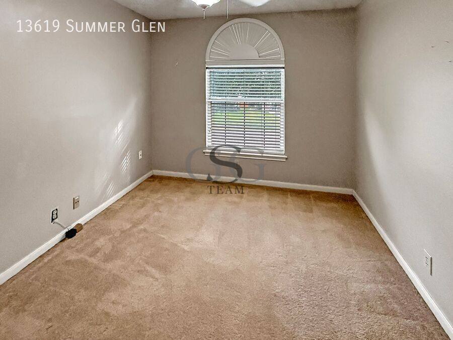 House for rent at 13619 Summer Glen, San Antonio, TX 78247