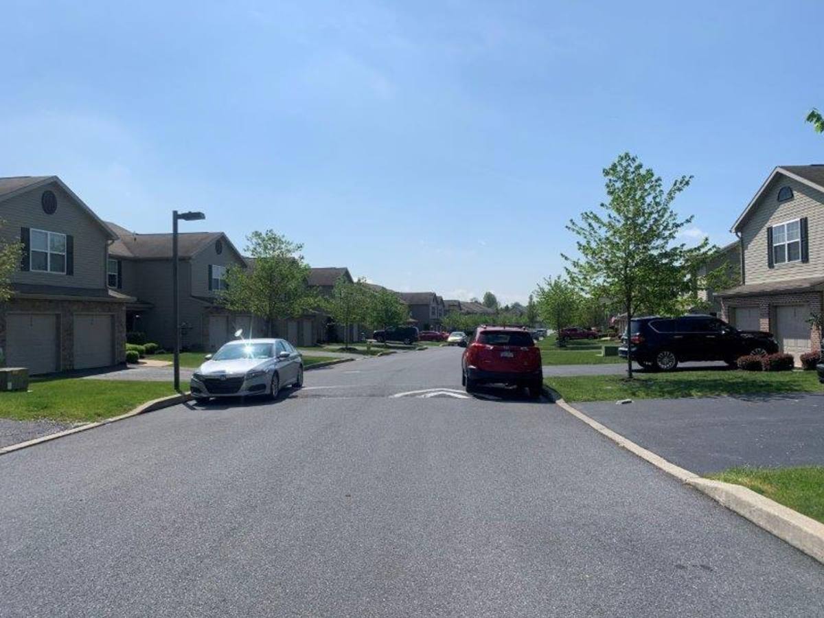 Townhouse for rent at 275 Thrush Dr, Hummelstown, PA 17036