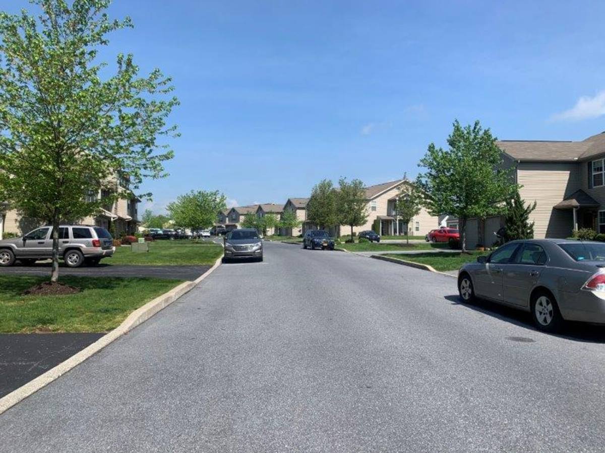 Townhouse for rent at 275 Thrush Dr, Hummelstown, PA 17036