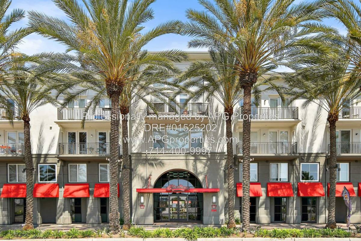 House for rent at 1801 E Katella Ave #4003, Anaheim, CA 92805