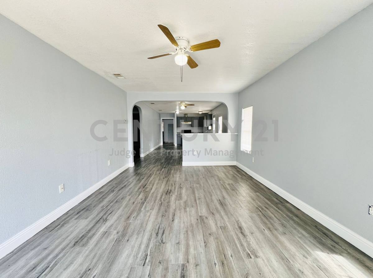 House for rent at 2621 E 12th St, Fort Worth, TX 76111