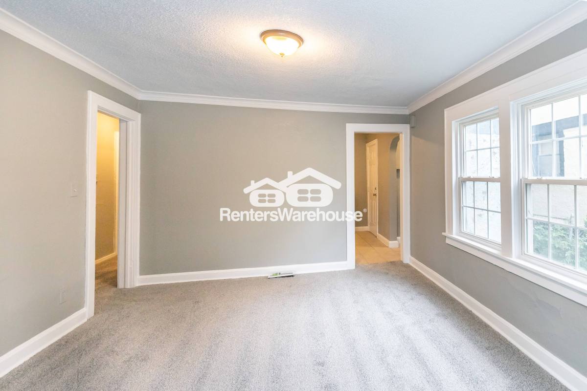 Townhouse for rent at 4228 Virginia Ave #1, Kansas City, MO 64110