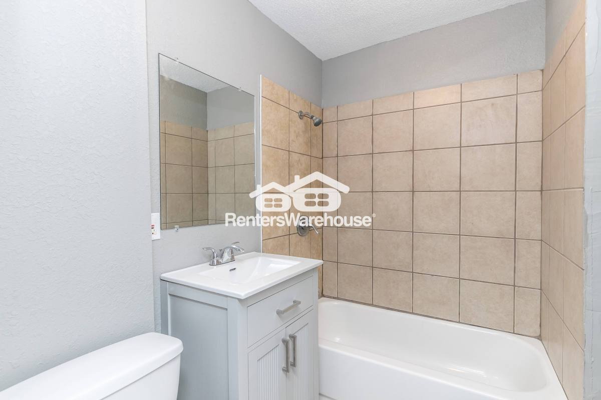 Townhouse for rent at 4228 Virginia Ave #1, Kansas City, MO 64110
