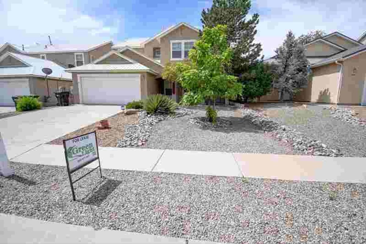 House for rent at 2011 Dillon Dr NE, Rio Rancho, NM 87124