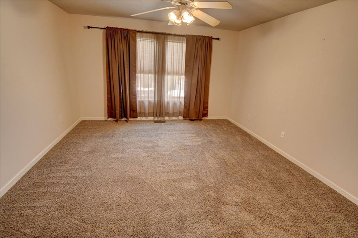 House for rent at 2011 Dillon Dr NE, Rio Rancho, NM 87124