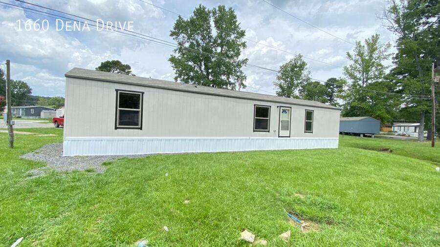 Apartment for rent at 1660 Dena Dr, Memphis, TN 38127