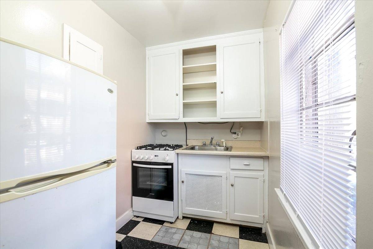 Apartment for rent at 1563 N Washington St #305, Denver, CO 80203