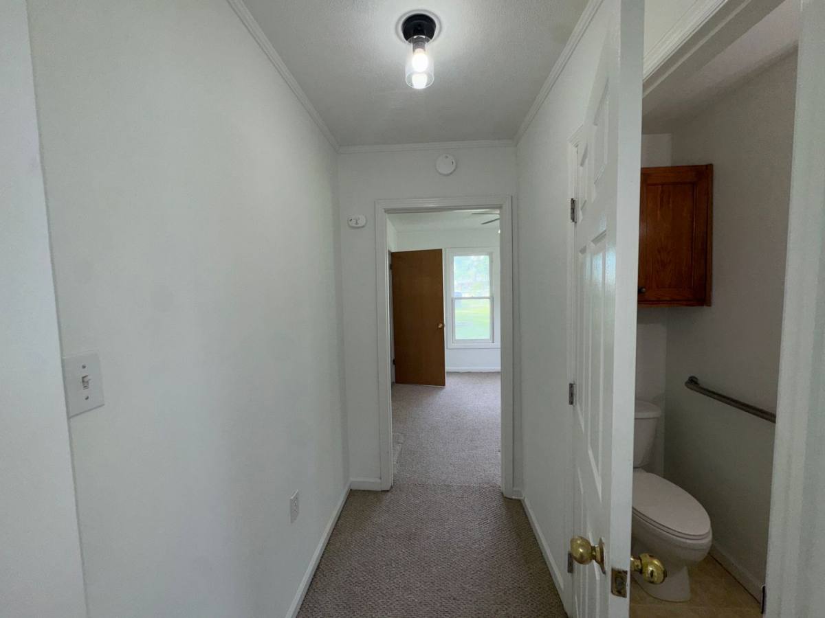 House for rent at 421 5th Ave SW, Decatur, AL 35601