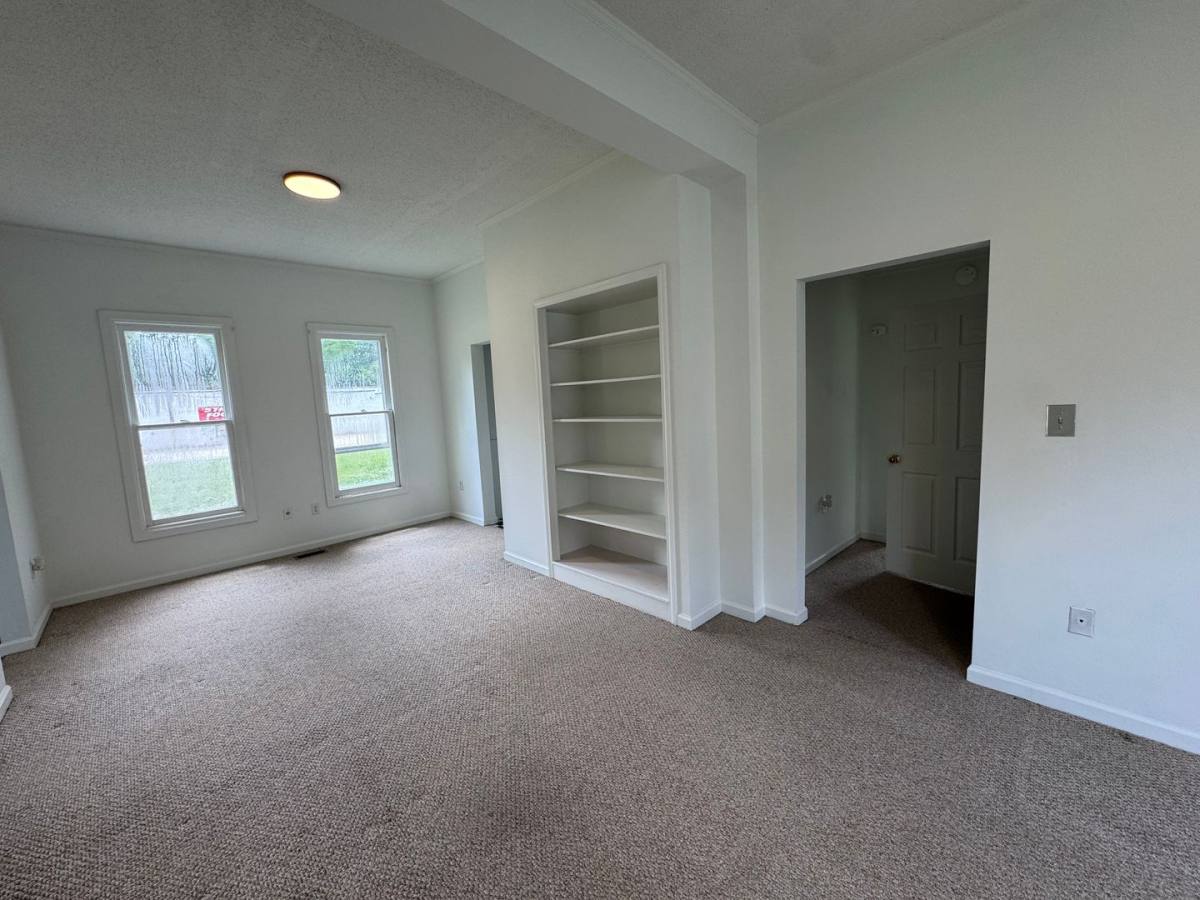 House for rent at 421 5th Ave SW, Decatur, AL 35601
