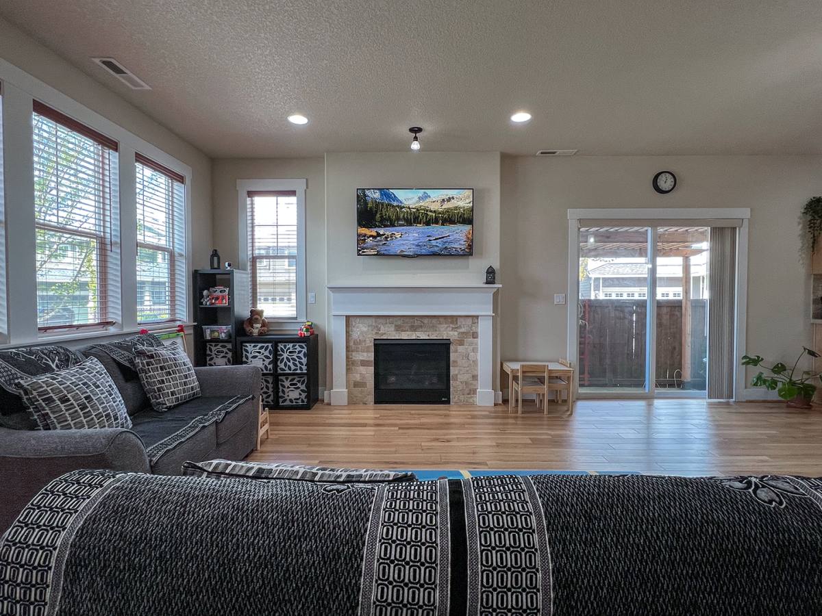 House for rent at 206 SW Marsuda Terrace, Beaverton, OR 97006