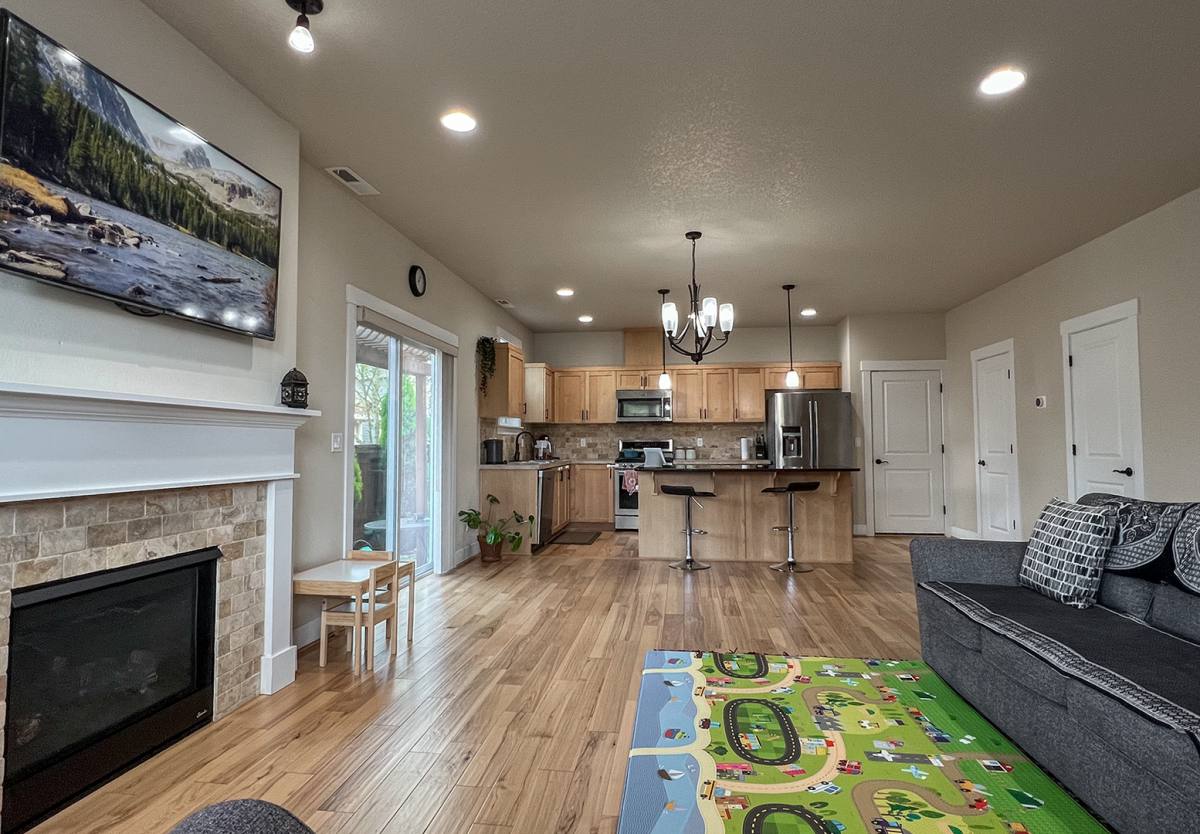 House for rent at 206 SW Marsuda Terrace, Beaverton, OR 97006