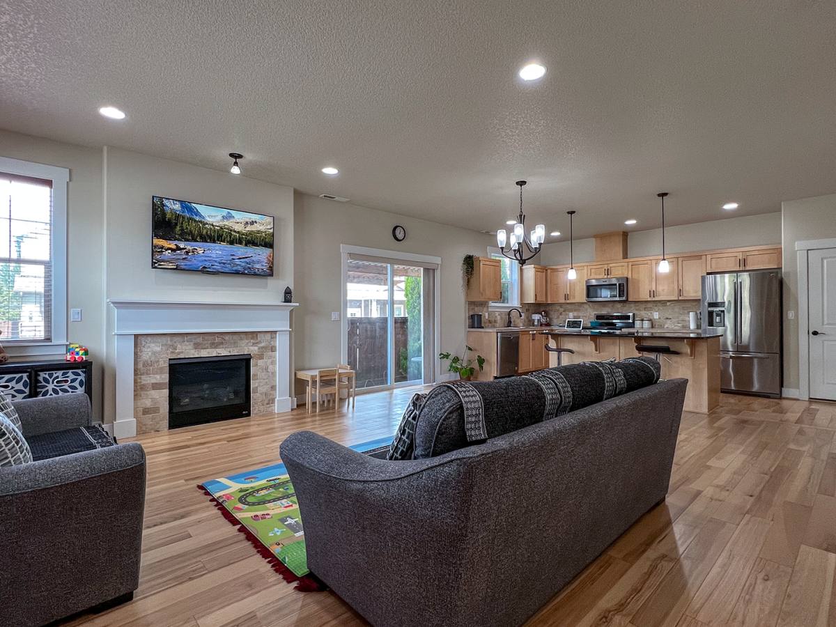 House for rent at 206 SW Marsuda Terrace, Beaverton, OR 97006
