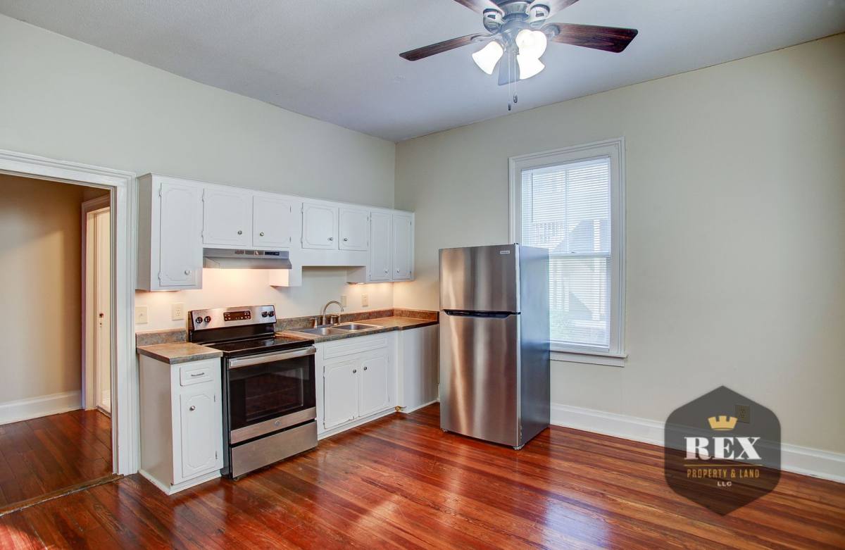 Apartment for rent at 206 Third St, Augusta, GA 30901