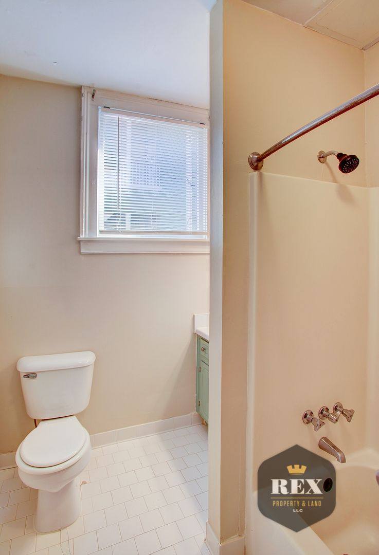 Apartment for rent at 206 Third St, Augusta, GA 30901