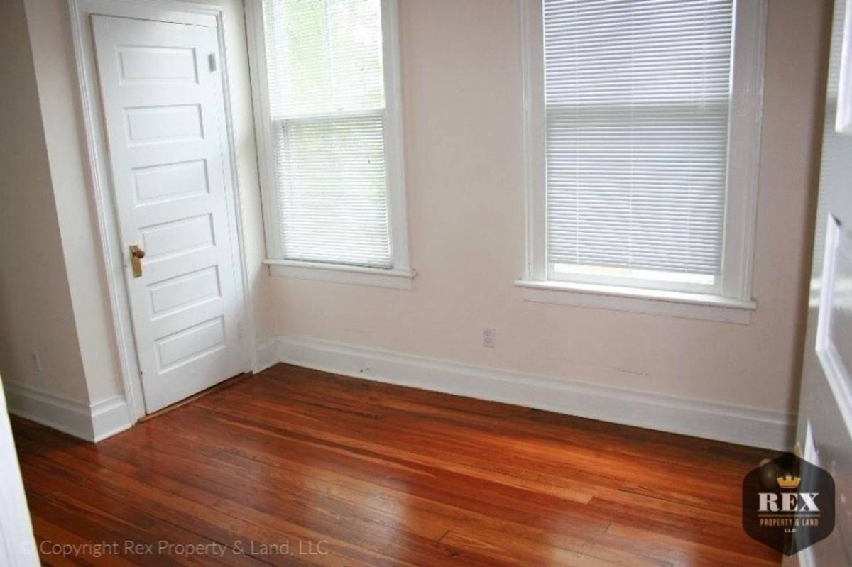 Apartment for rent at 206 Third St, Augusta, GA 30901