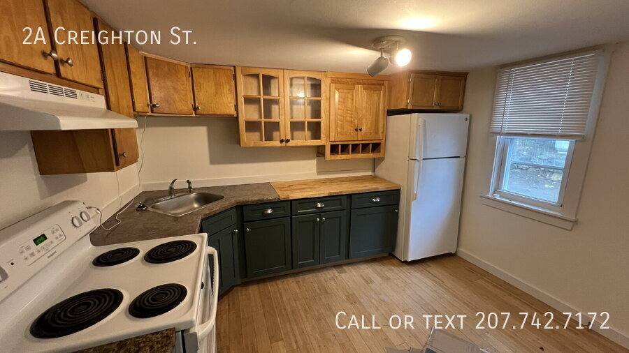 Apartment for rent at 2A Creighton St, Newmarket, NH 03857