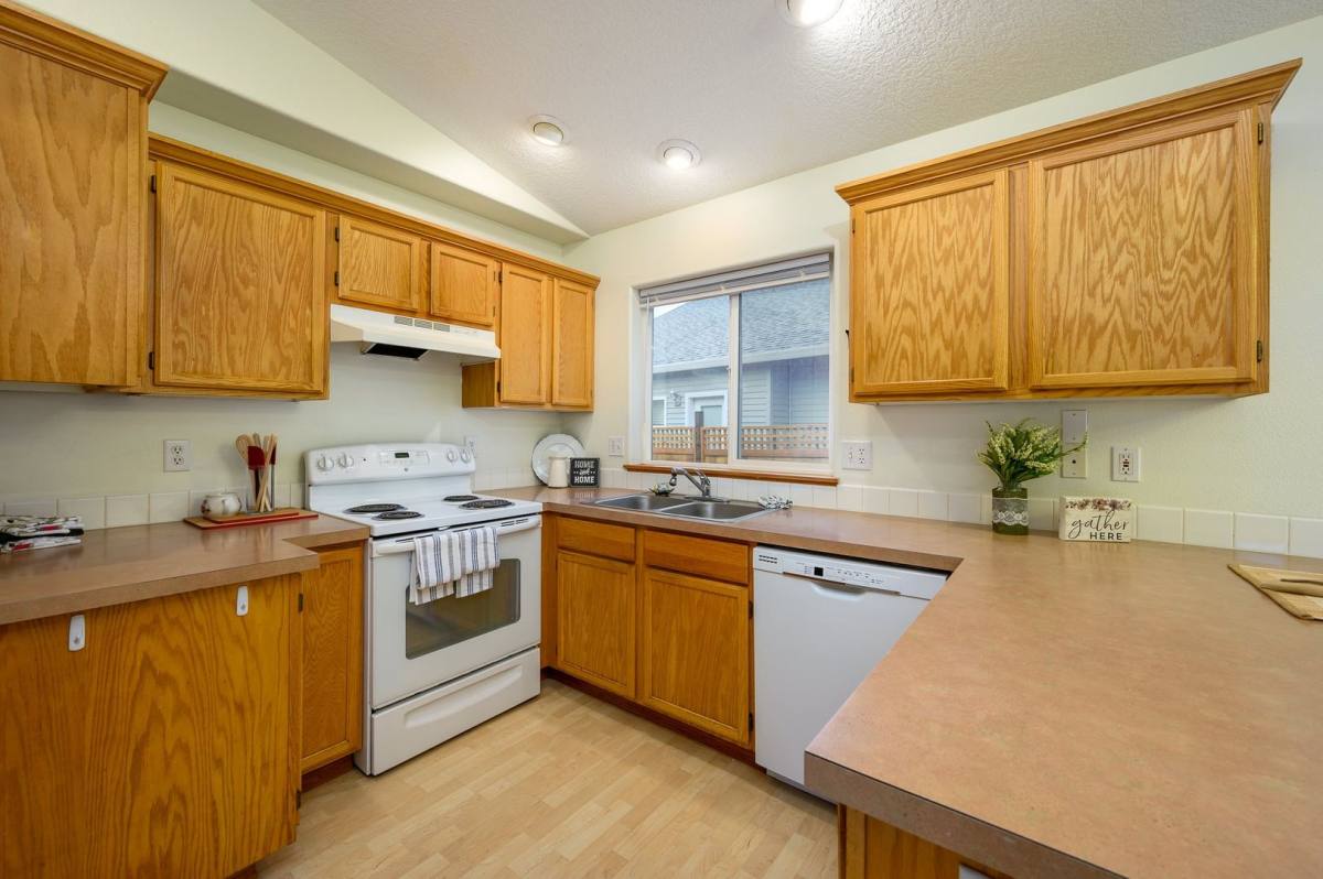 House for rent at 357 NE Faulconer Court, Willamina, OR 97396