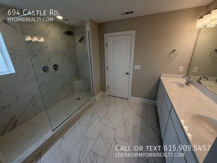 House for rent at 694 Castle Rd, Mount Juliet, TN 37122
