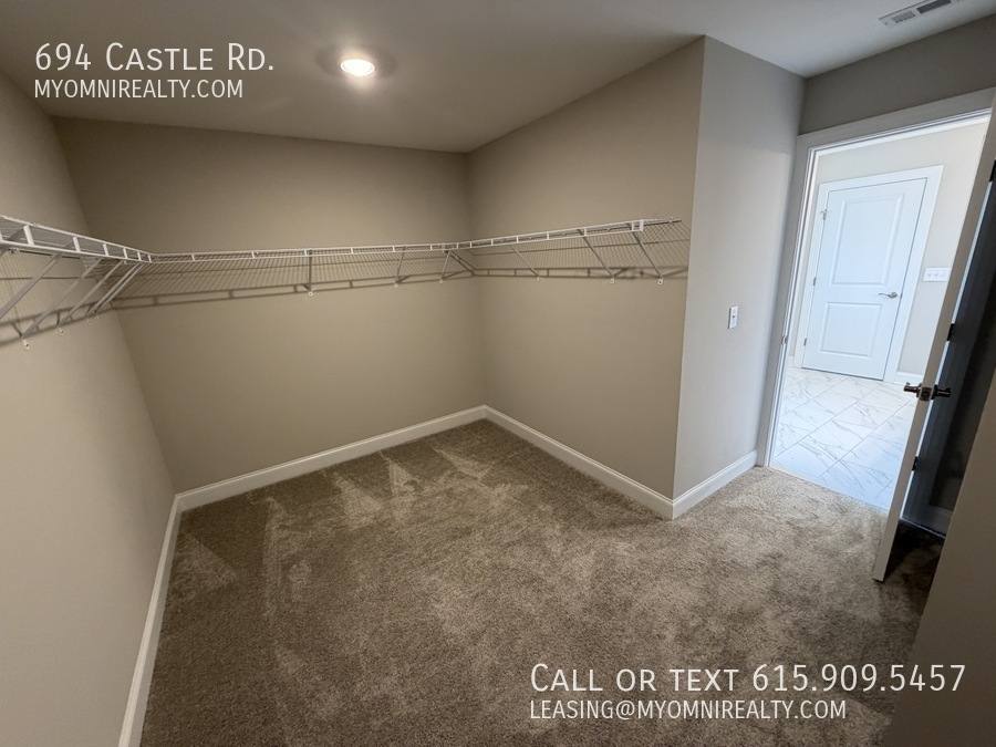 House for rent at 694 Castle Rd, Mount Juliet, TN 37122
