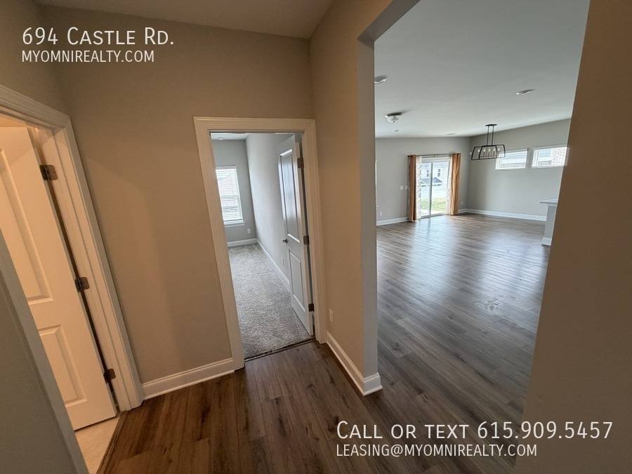 House for rent at 694 Castle Rd, Mount Juliet, TN 37122