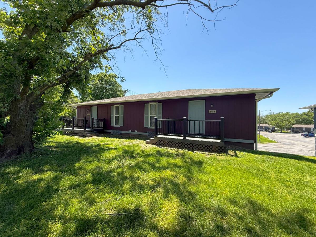 House for rent at 203 N W Blvd, Columbia, MO 65203