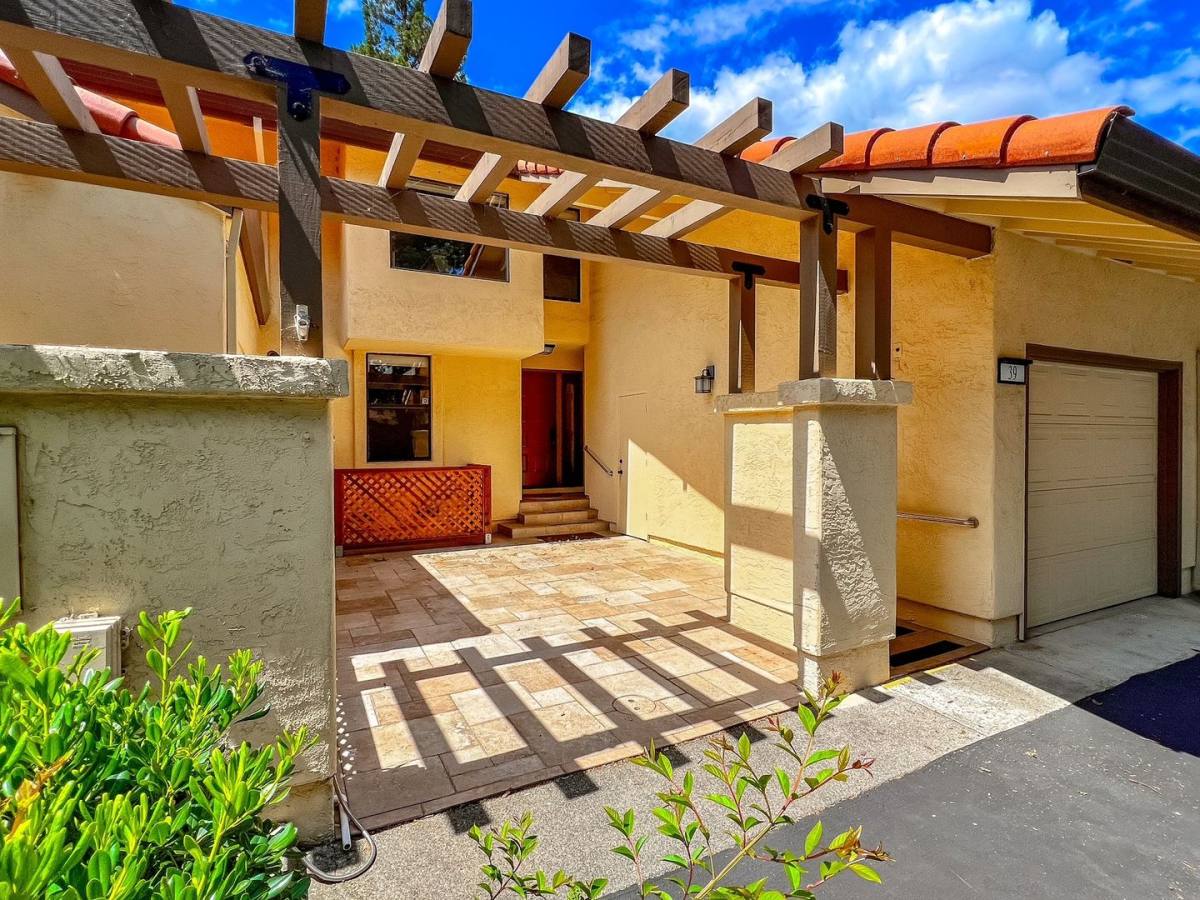 House for rent at 39 Fountain Grove Circle, Napa, CA 94558