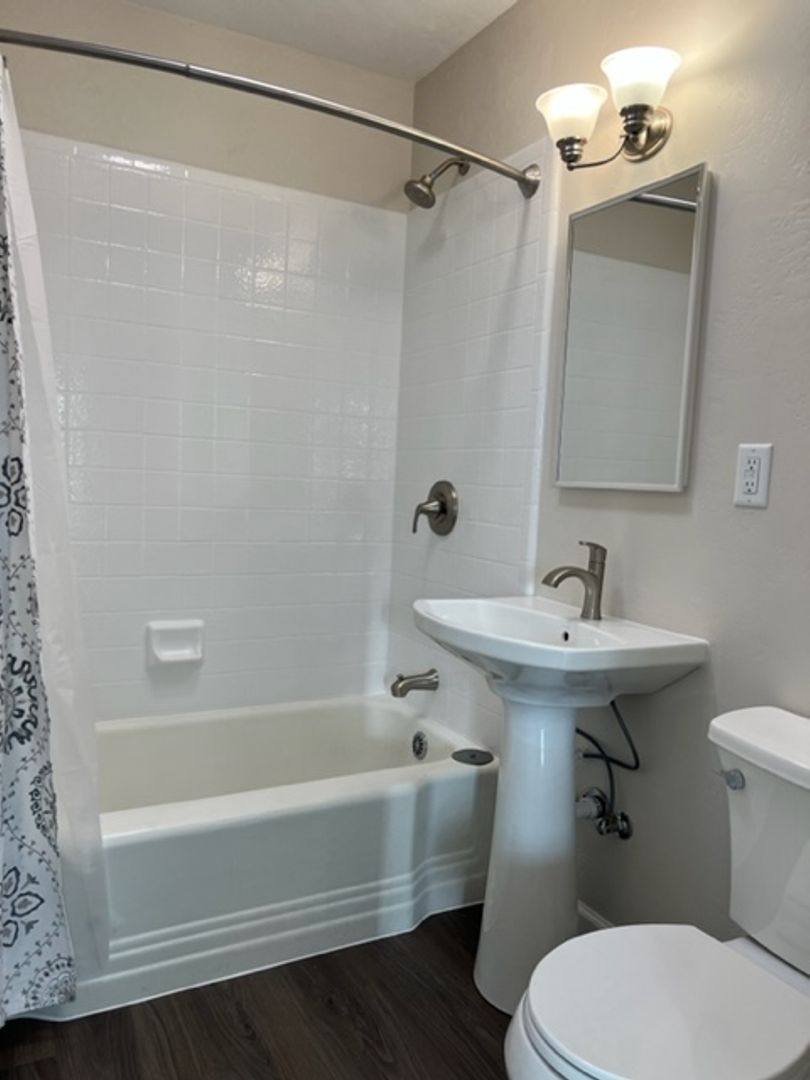 Apartment for rent at 3223 Nevada St, Eureka, CA 95503