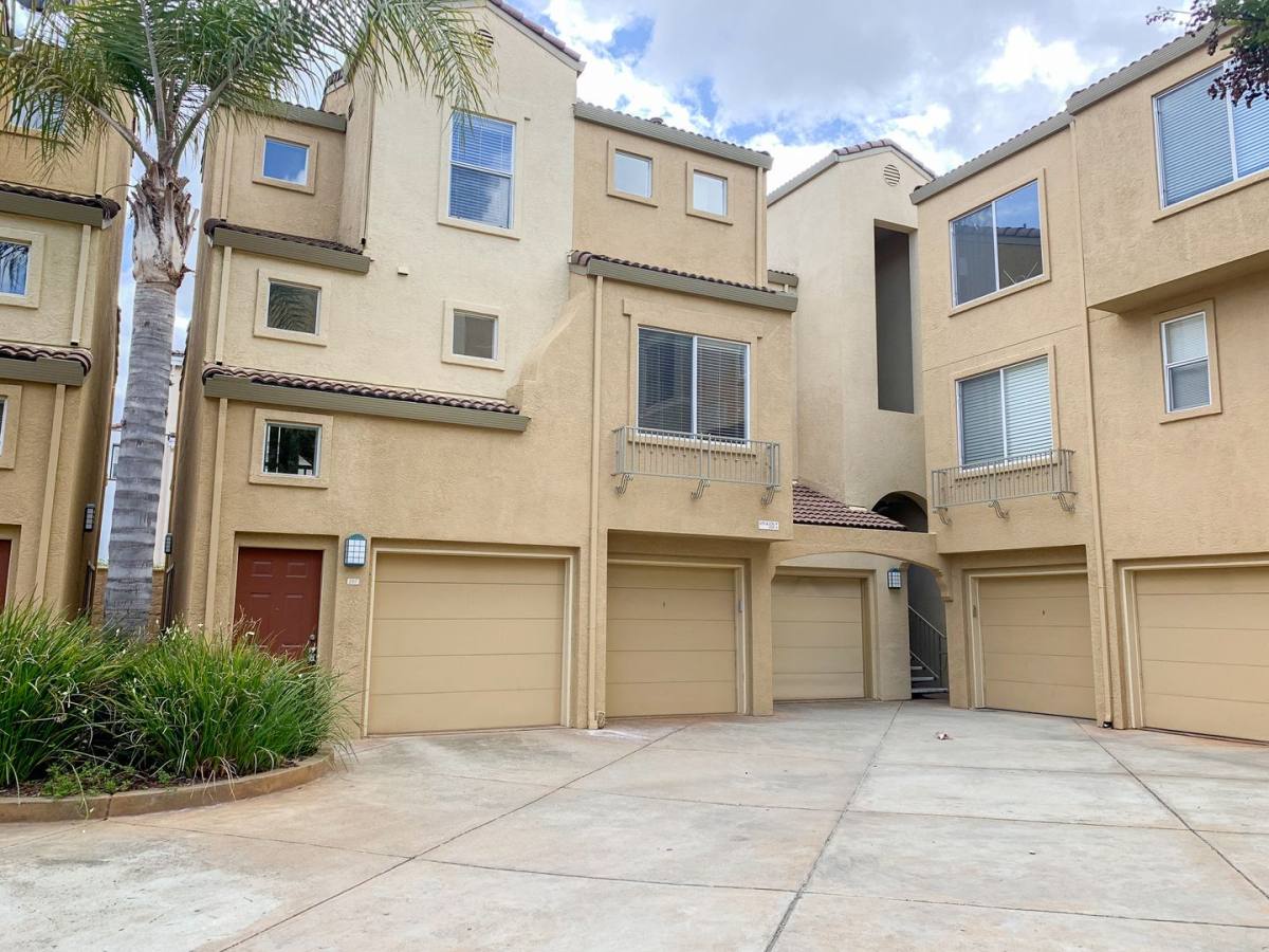 Condo for rent at 1690 Civic Center Dr, Santa Clara, CA 95050