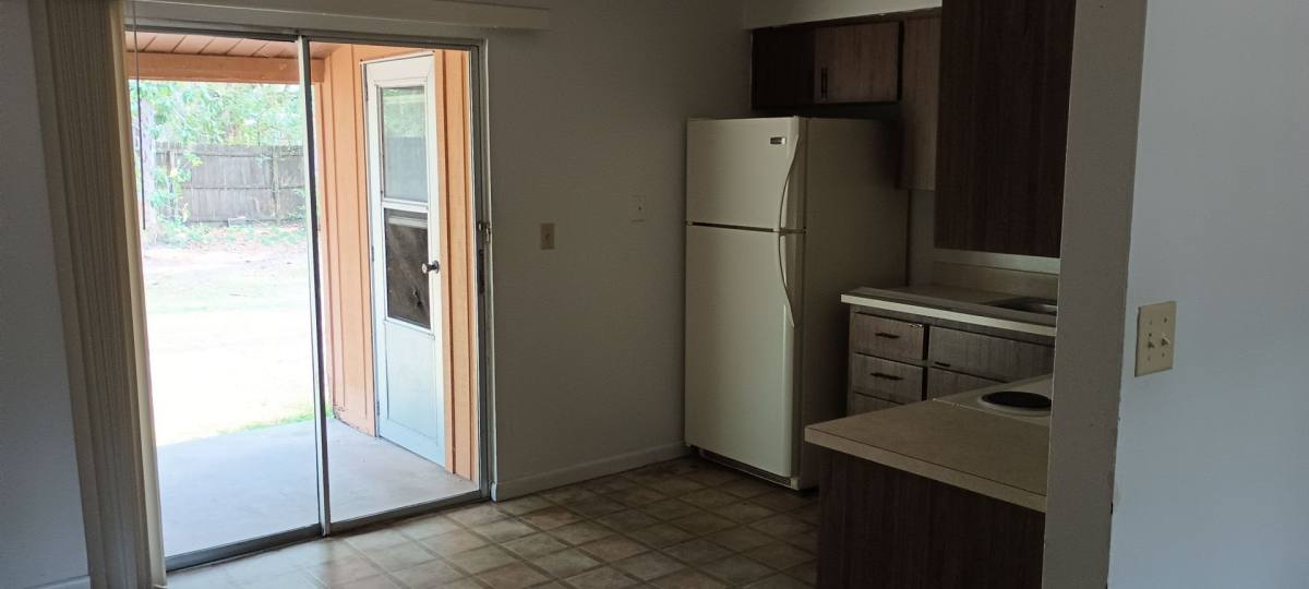 Apartment for rent at 20022 Suncrest Dr, Brooksville, FL 34601