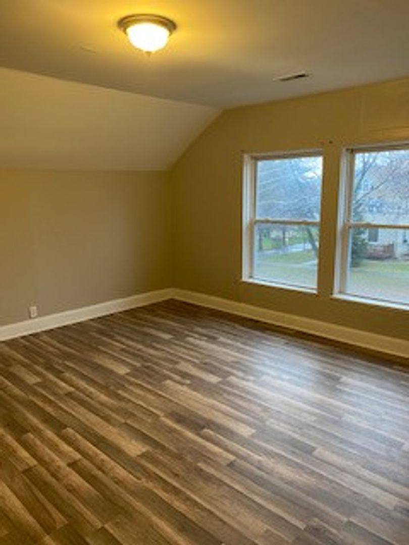 Apartment for rent at 225 E 5th, Lockport, IL 60441