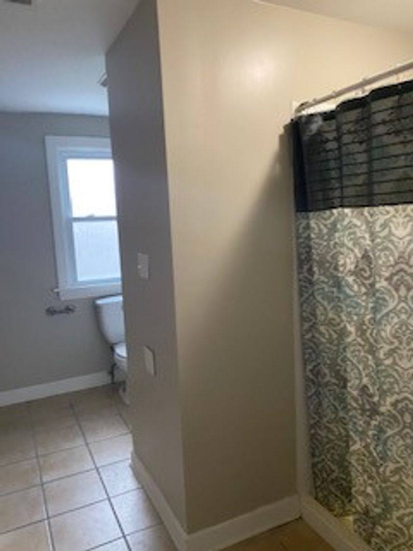 Apartment for rent at 225 E 5th, Lockport, IL 60441