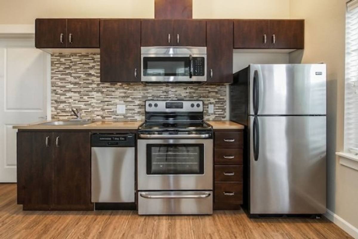 Apartment for rent at 1721 SE Tacoma St, Portland, OR 97202