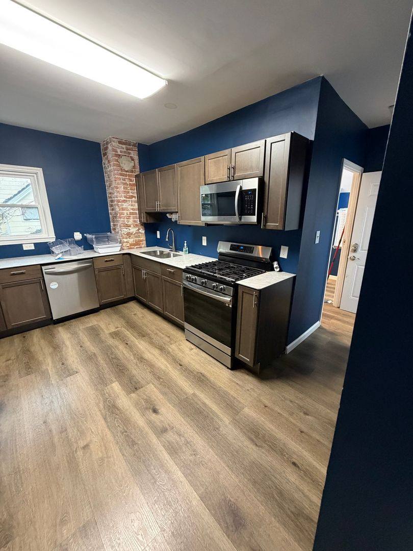 Townhouse for rent at 44 Lowell Place, Buffalo, NY 14213