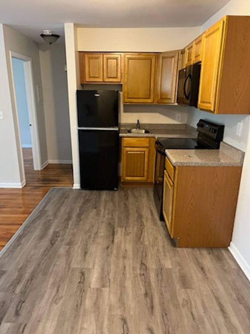 Apartment for rent at 19 Kuhlthau Ave, Milltown, NJ 08850