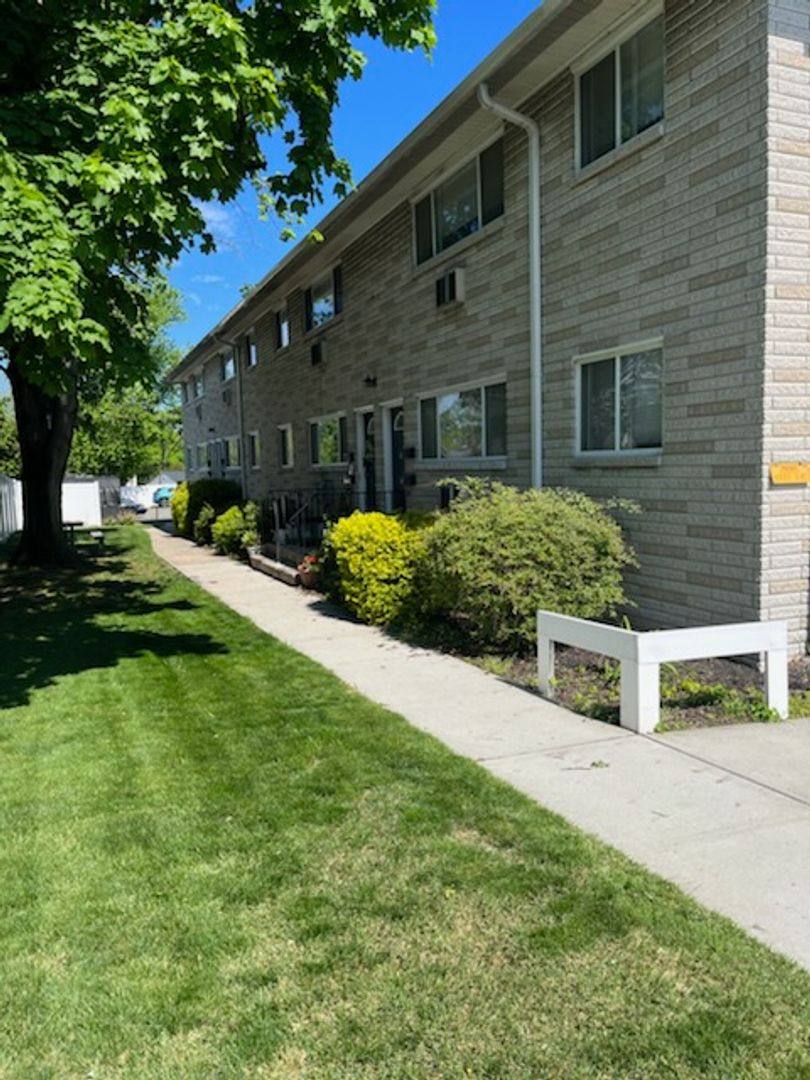 Apartment for rent at 19 Kuhlthau Ave, Milltown, NJ 08850