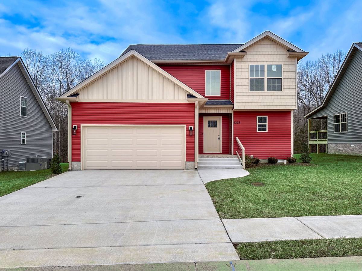 House for rent at 1223 Boulder Pass Rd, Clarksville, TN 37040